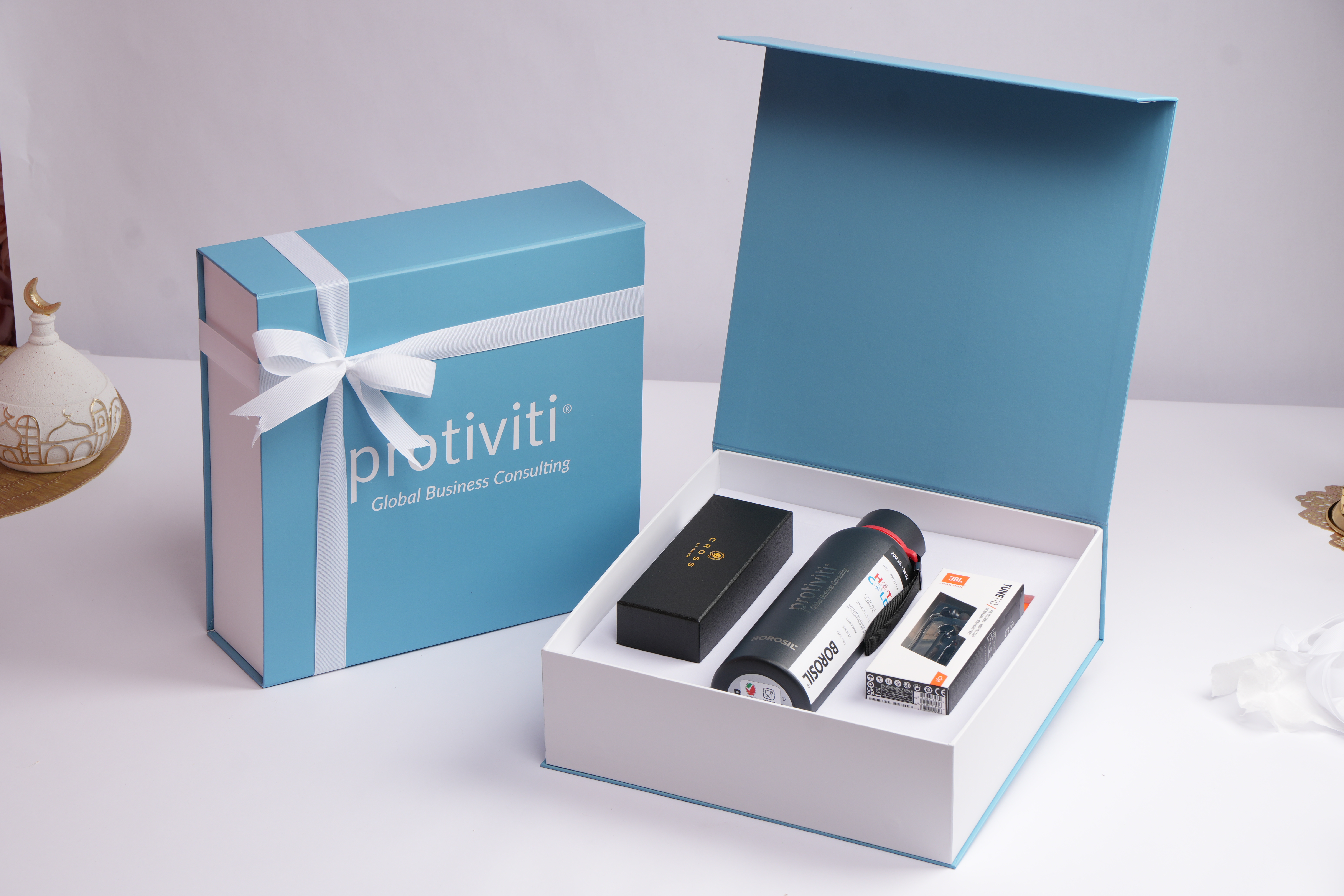 Corporate Gift Set | Borosil Bottle, Cross Pen & JBL Earphones